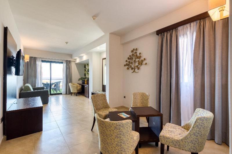 Occidental Roca Negra - Adults Only Hotel Agaete  Ruang foto